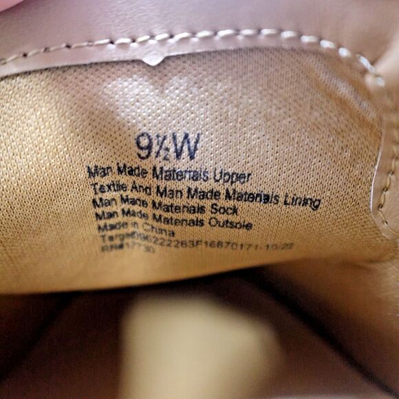 A New Day Womens Loafers Shoe Sz 9.5 White Memory Foam Round Toe 1.5" Block Heel - Picture 3 of 9